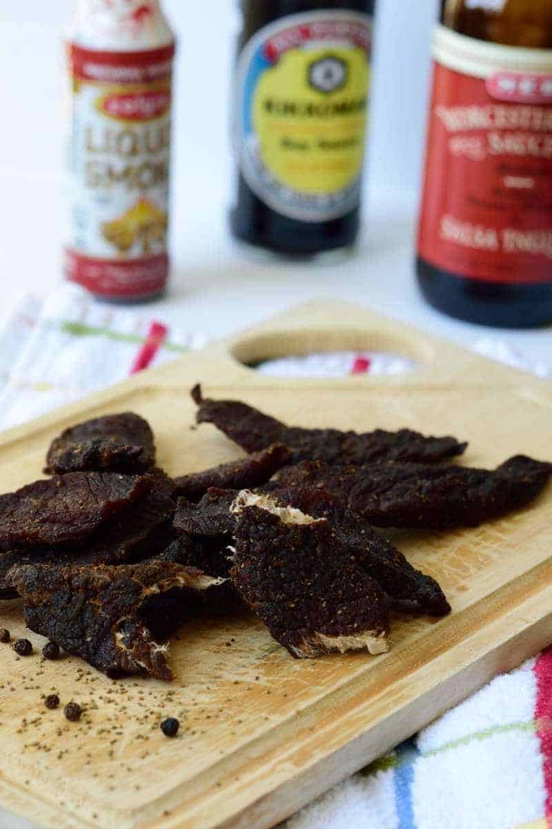 A jerky made with common household ingredients that will make you never buy store bought jerky again! | Jerkyholic.com