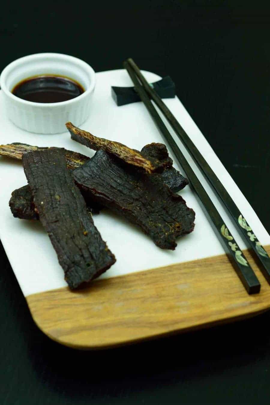 A perfect sweet teriyaki sauce that goes great on beef jerky. This will be one of your favorite recipes | Jerkyholic.com