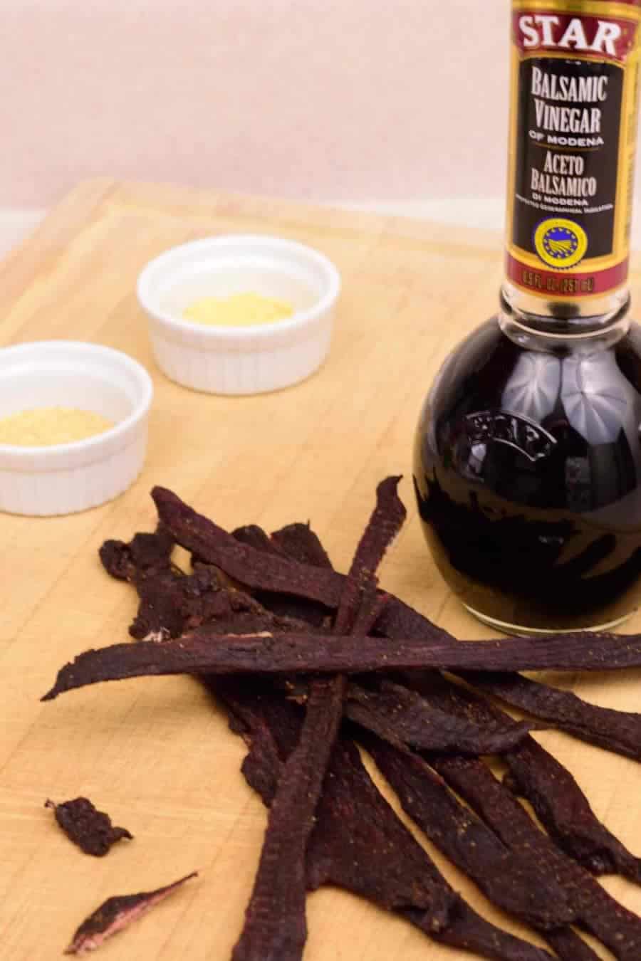 If you like balsamic vinegar, this is the jerky recipe for you. I love the flavor that the vinegar brings out in this venison jerky. Give it a try! | Jerkyholic.com