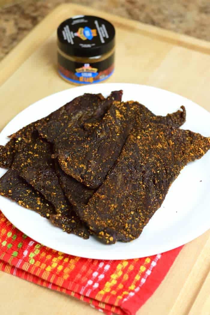 An easy quick beef jerky recipe that utilizes Grill Mates Dry Steak Rub | Jerkyholic.com
