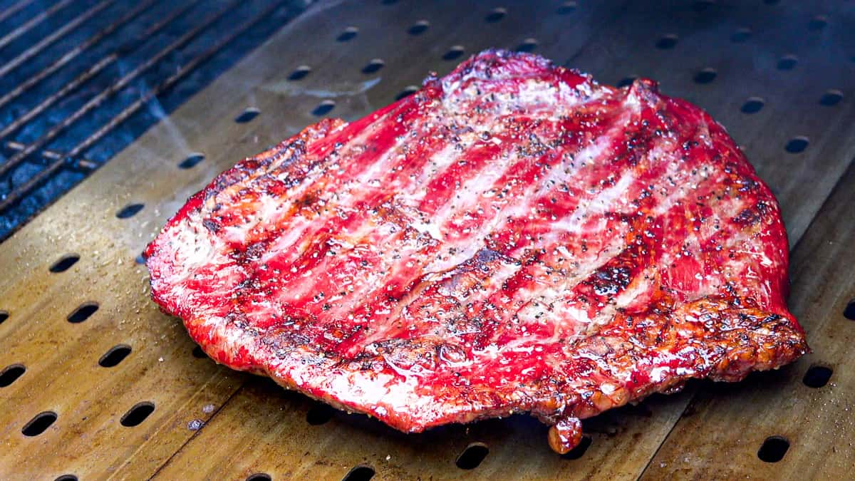 Searing flank steak on smoker
